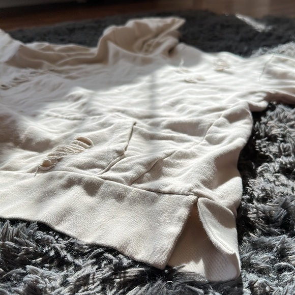 Ripped hoodie - Picture 2 of 2